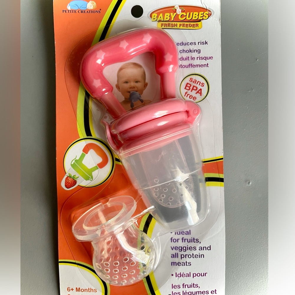 NEW - Baby Cubes Fresh Feeder - Pink